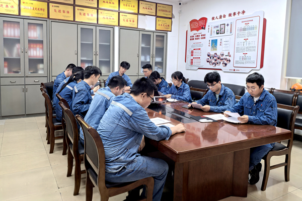 271748341727837302.jpg 益陽團委_副本.jpg